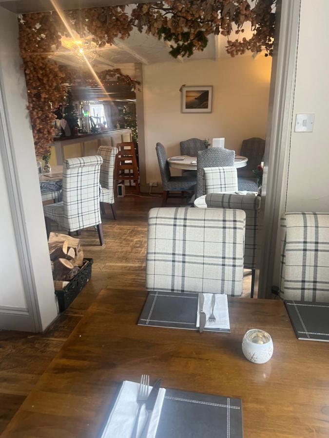 Coach And Horses Inn Penzance Esterno foto