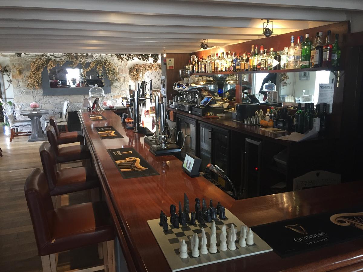 Coach And Horses Inn Penzance Esterno foto